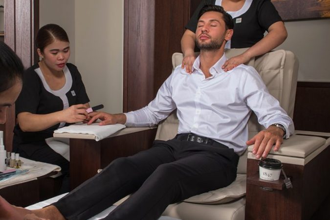 How Professional Nail Grooming Boosts Your Confidence