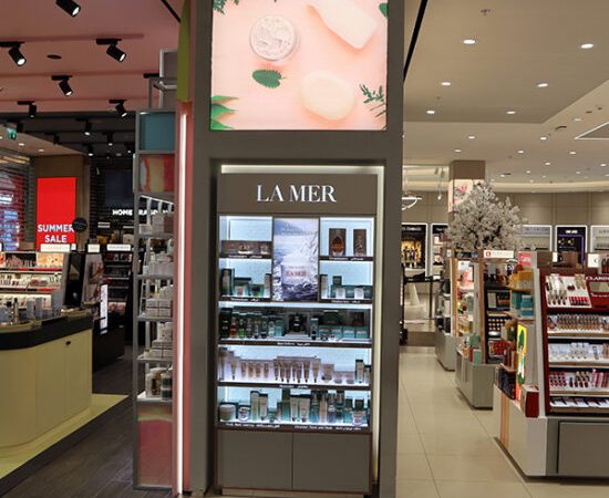 Why Layout Around Store Fixtures Defines Customer Flow